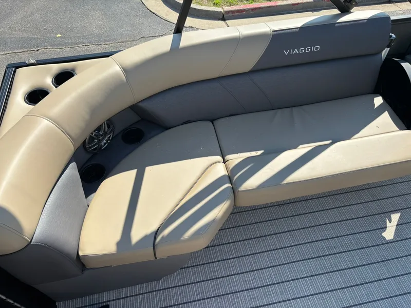 Slide: The Image of Viaggio V20U 2026 - 9