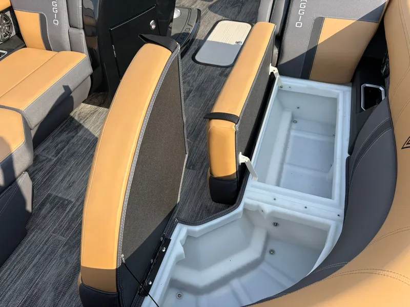 Slide: The Image of Viaggio Z22S 2026 - 24