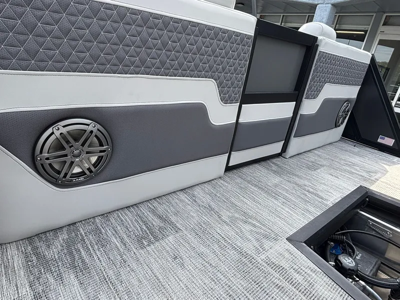 Slide: The Image of Viaggio Z22U 2026 - 14