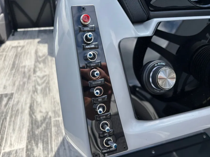 Slide: The Image of Viaggio Z22U 2026 - 23