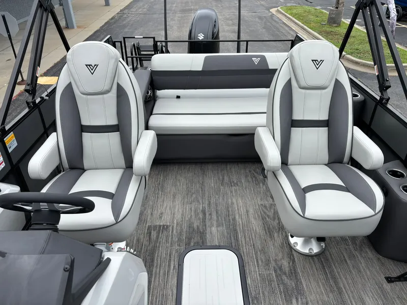 Slide: The Image of Viaggio X22S 2026 - 18