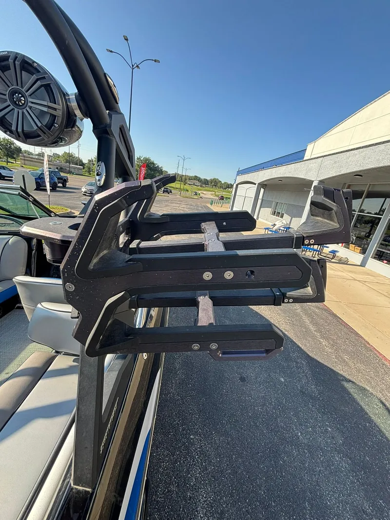 Slide: The Image of Sanger V237 SX 2023 - 10