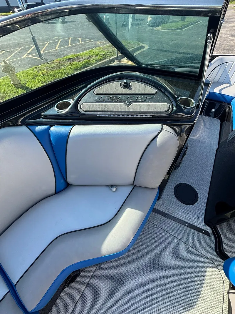 Slide: The Image of Sanger V237 SX 2023 - 12