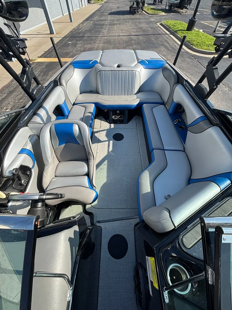 Slide: The Image of Sanger V237 SX 2023 - 16