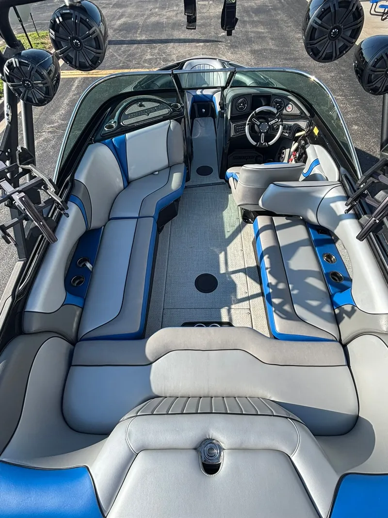 Slide: The Image of Sanger V237 SX 2023 - 30