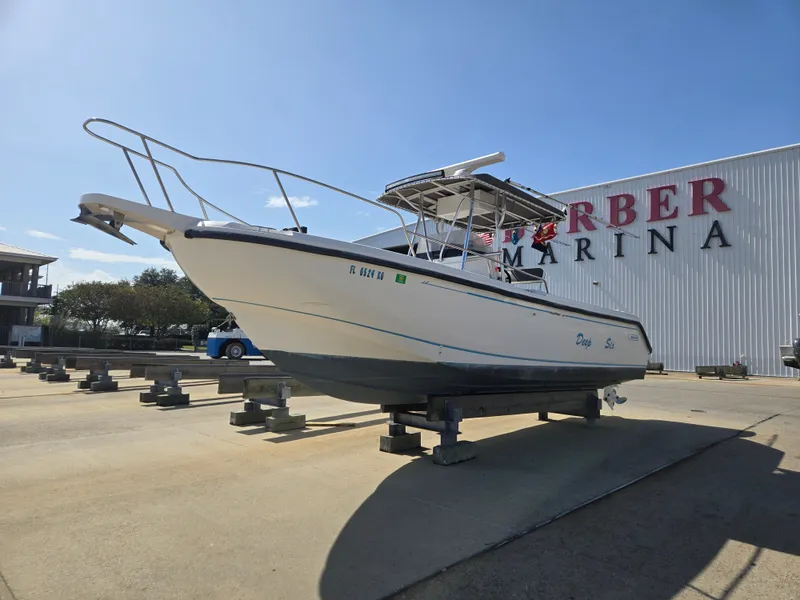 Slide: The Image of Boston Whaler 26 CC 1998 - 0