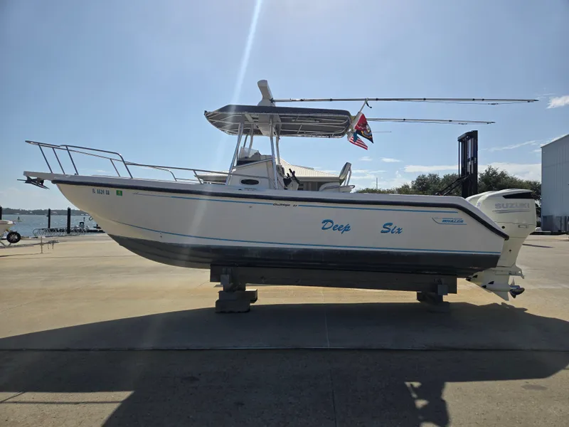 Slide: The Image of Boston Whaler 26 CC 1998 - 3