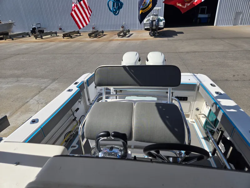 Slide: The Image of Boston Whaler 26 CC 1998 - 9