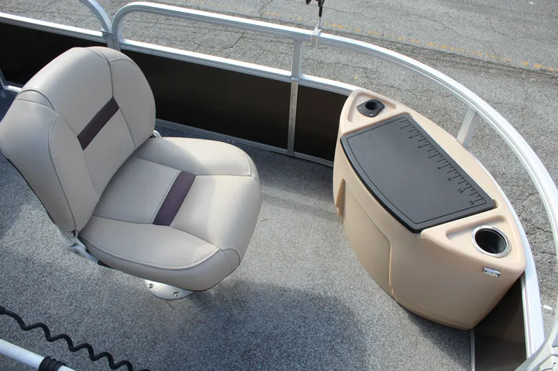 Slide: The Image of Tracker FB 24 XP3 2018 - 12