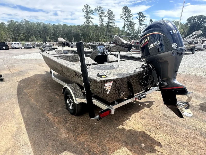 Slide: The Image of Xpress Xplorer Bass Series XP200 2026 - 3