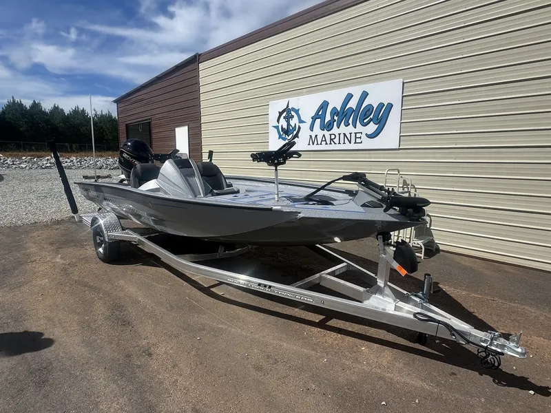 Slide: The Image of Xpress Hyper-Lift Crappie Series H18 2026 - 3