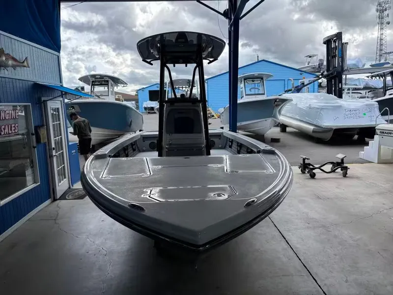 Slide: The Image of Pathfinder 2500 Hybrid 2026 - 3