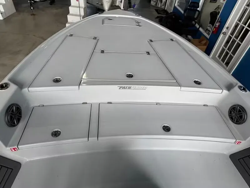 Slide: The Image of Pathfinder 2500 Hybrid 2026 - 9