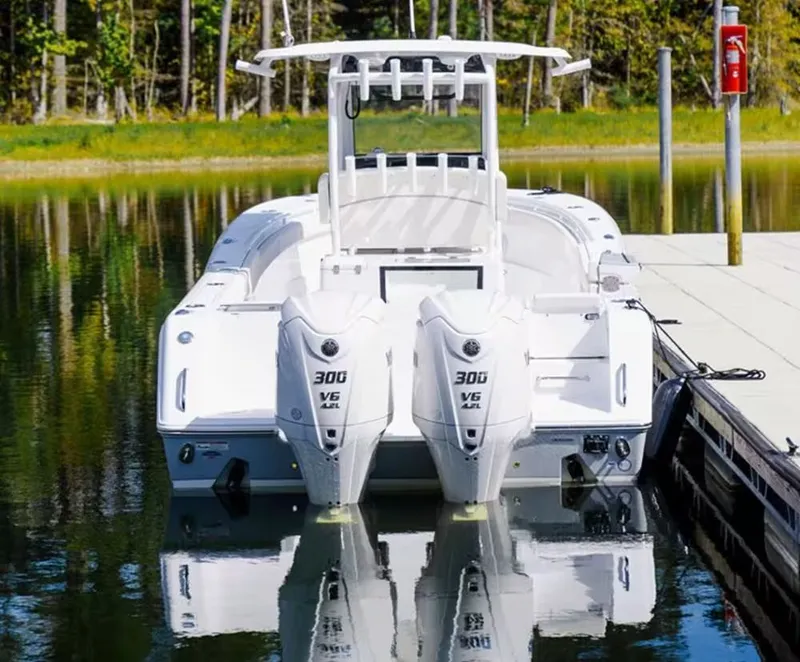 Slide: The Image of Sea Hunt Gamefish 28 Coffin Box 2026 - 3