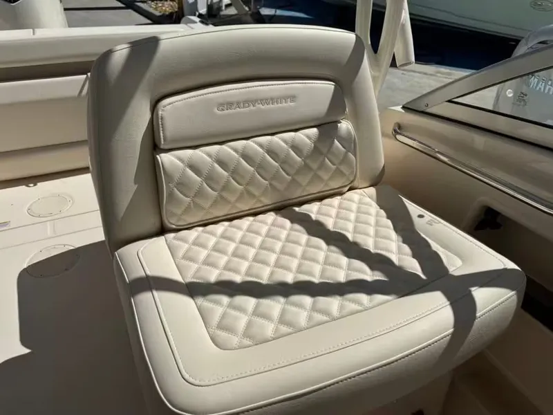 Slide: The Image of Grady-White Freedom 235 2026 - 4