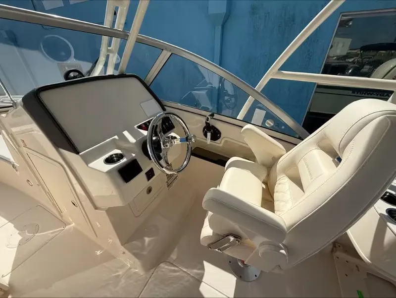 Slide: The Image of Grady-White Freedom 235 2026 - 3