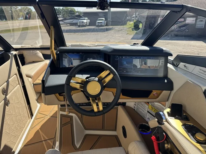 Slide: The Image of Nautique Super Air Nautique G25 Paragon 2026 - 8