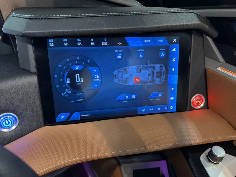 Slide: The Image of MasterCraft X24 2026 - 20