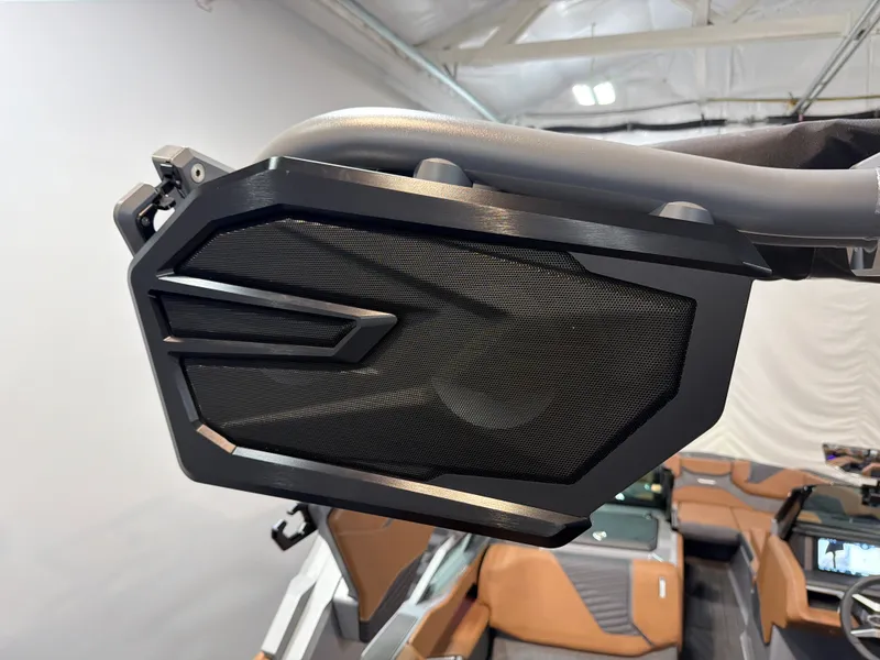 Slide: The Image of MasterCraft X24 2026 - 22