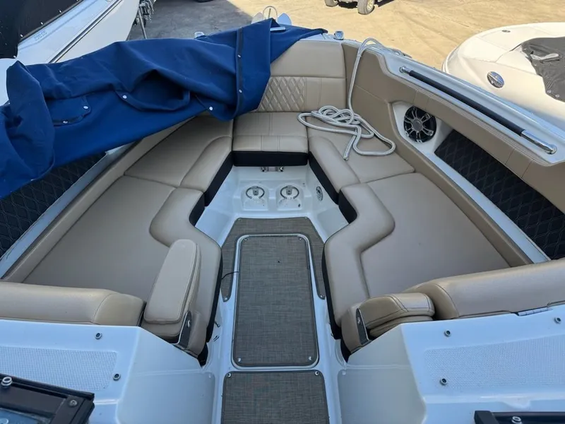 Slide: The Image of Sea Ray SLX 280 2021 - 5