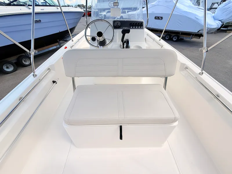 Slide: The Image of Boston Whaler 170 Montauk 2027 - 21
