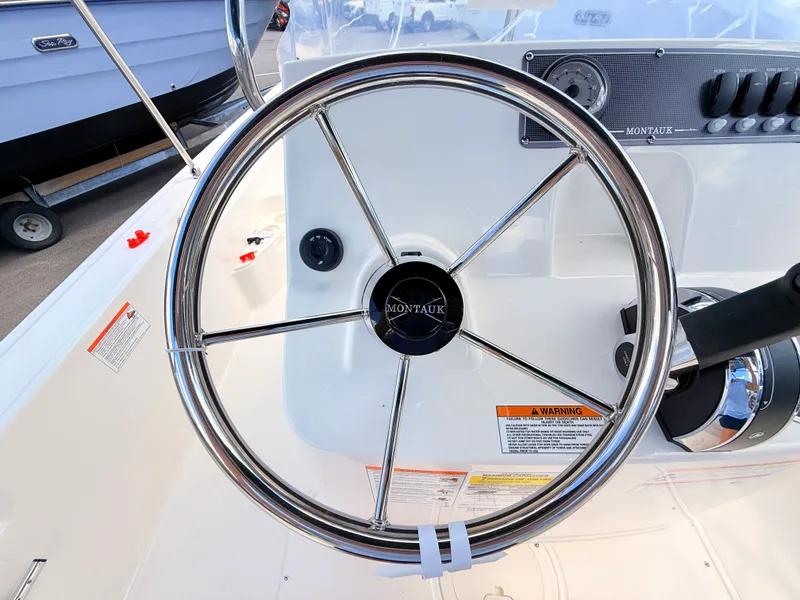 Slide: The Image of Boston Whaler 170 Montauk 2027 - 23