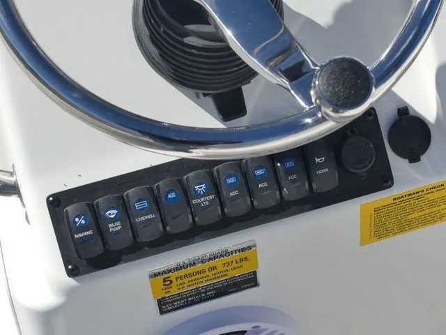 Slide: The Image of Key West 1720 Center Console 2026 - 20