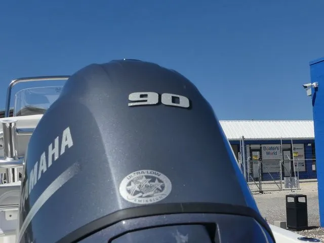 Slide: The Image of Key West 1720 Center Console 2026 - 10