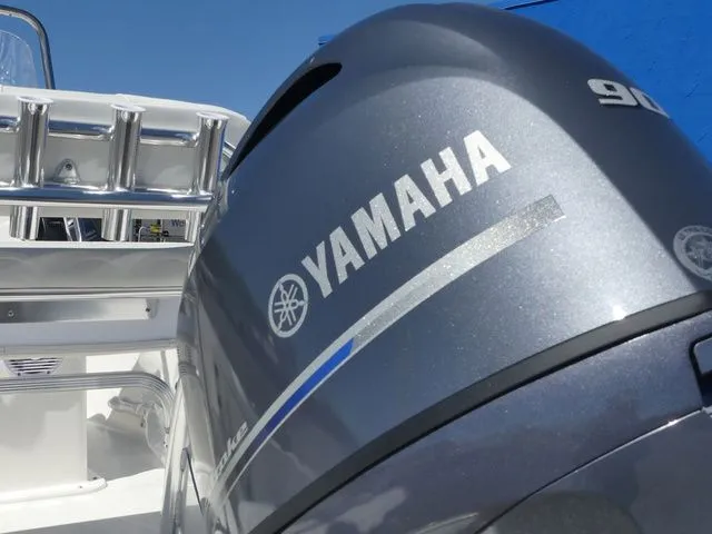 Slide: The Image of Key West 1720 Center Console 2026 - 11