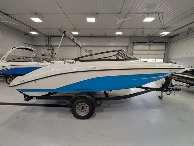 Slide: The Image of Yamaha SX190 2023 - 5