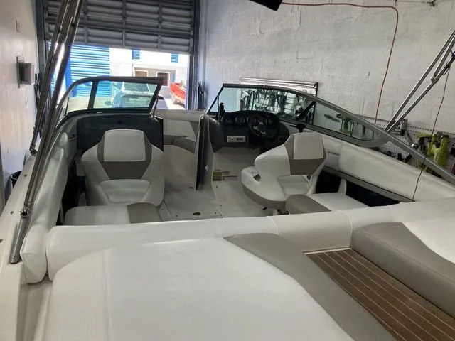 Slide: The Image of Regal 2100 2014 - 4