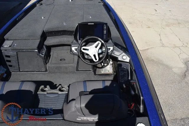 Slide: The Image of Skeeter FX21 2019 - 14