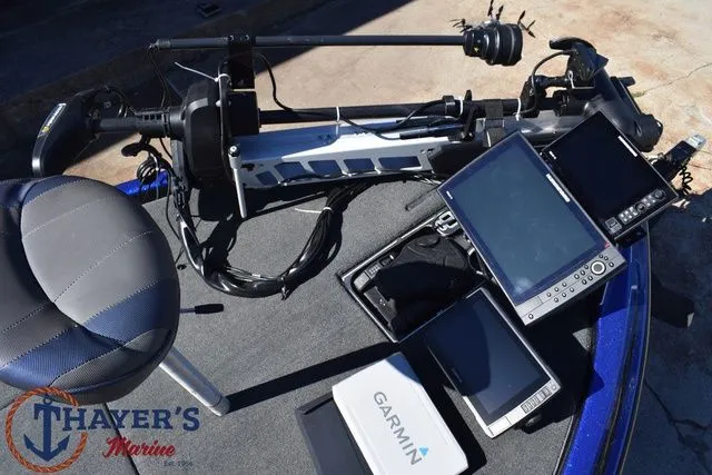 Slide: The Image of Skeeter FX21 2019 - 17