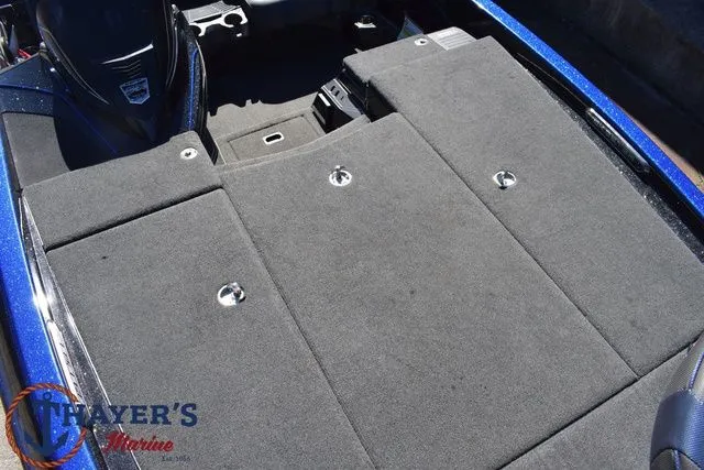 Slide: The Image of Skeeter FX21 2019 - 18