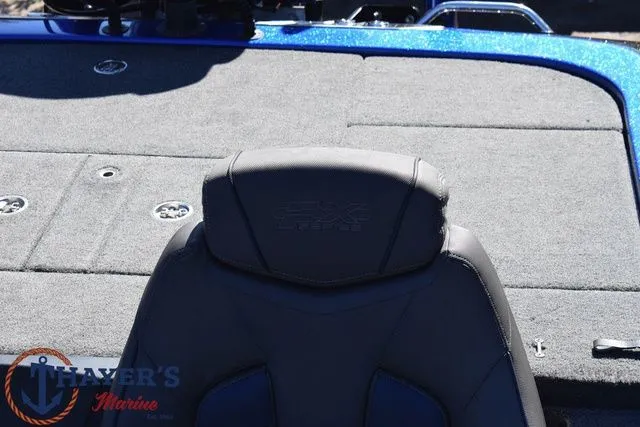 Slide: The Image of Skeeter FX21 2019 - 21