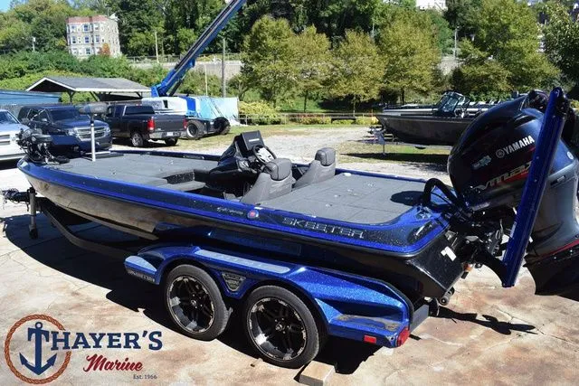 Slide: The Image of Skeeter FX21 2019 - 27