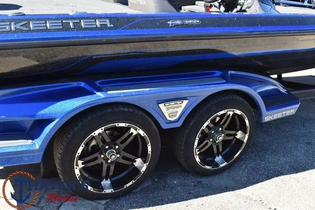 Slide: The Image of Skeeter FX21 2019 - 5