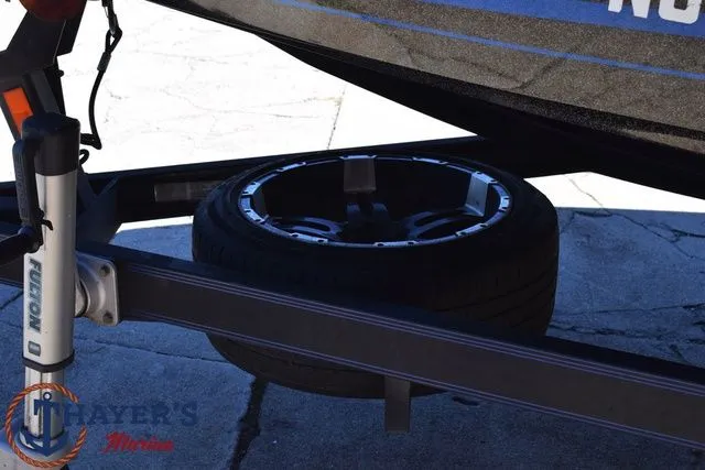 Slide: The Image of Skeeter FX21 2019 - 7