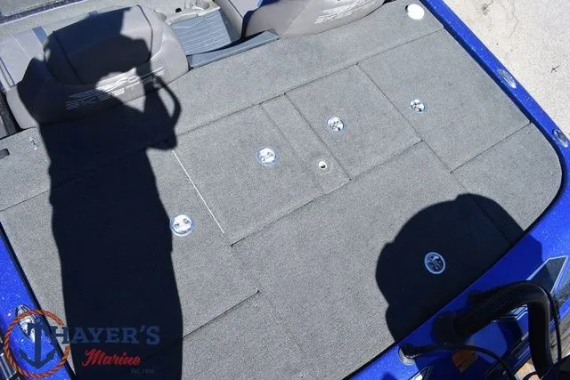 Slide: The Image of Skeeter FX21 2019 - 9