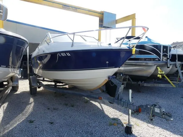 Slide: The Image of Bayliner 192 2007 - 1