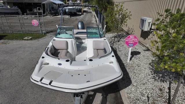 Slide: The Image of Hurricane 187 2014 - 8