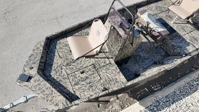 Slide: The Image of Crestliner 1660 FCC 2022 - 10