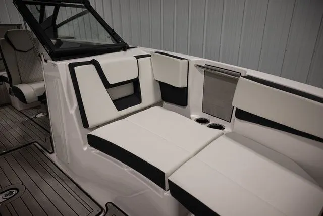 Slide: The Image of Yamaha 222S 2026 - 13