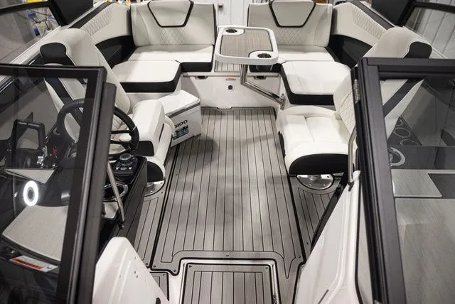 Slide: The Image of Yamaha 222S 2026 - 15