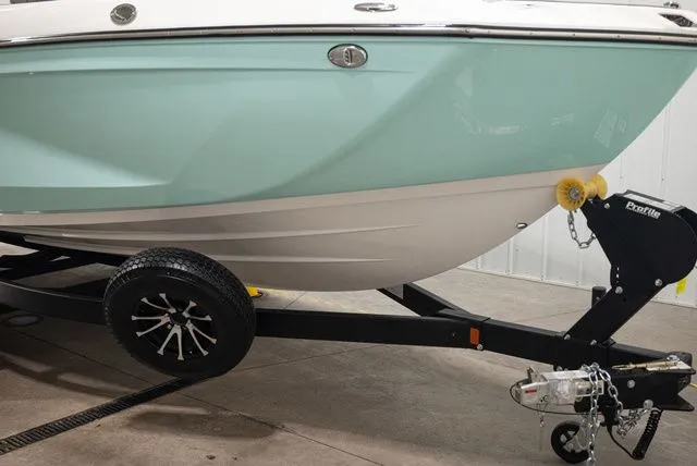 Slide: The Image of Yamaha 222S 2026 - 6