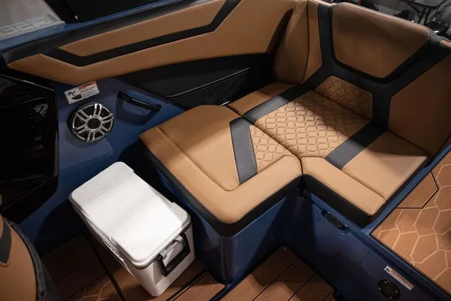 Slide: The Image of Yamaha 222XE 2026 - 14