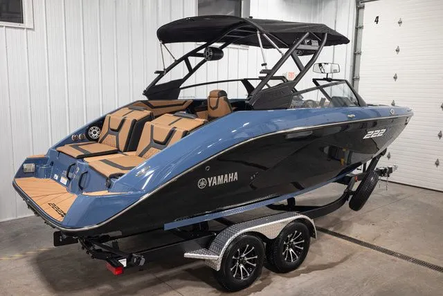 Slide: The Image of Yamaha 222XE 2026 - 3