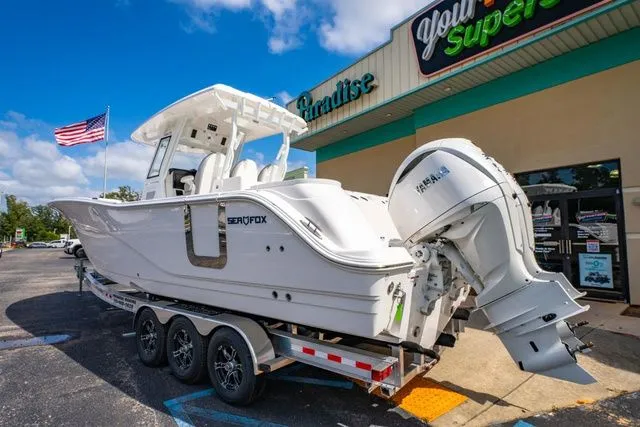 Slide: The Image of Sea Fox 328 Commander 2026 - 3