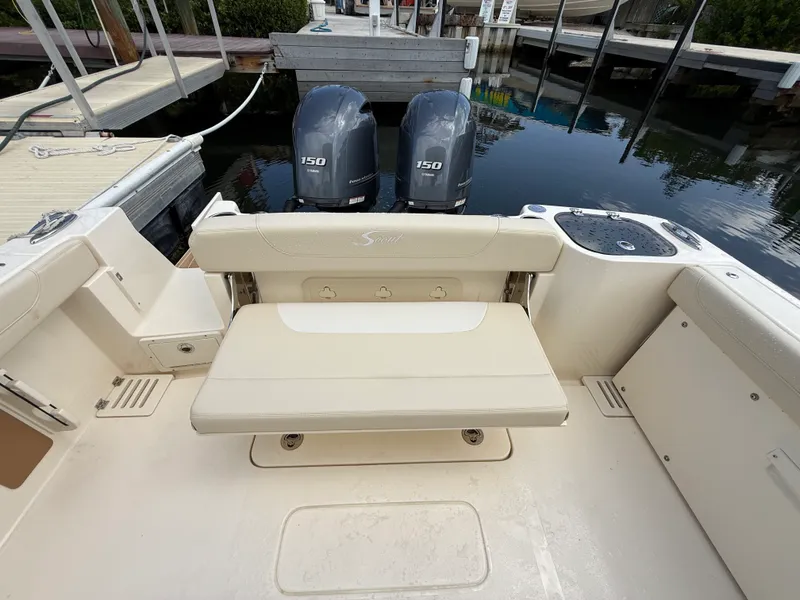Slide: The Image of Scout 255 Dorado 2027 - 5