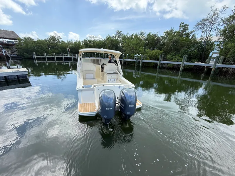 Slide: The Image of Scout 255 Dorado 2027 - 16
